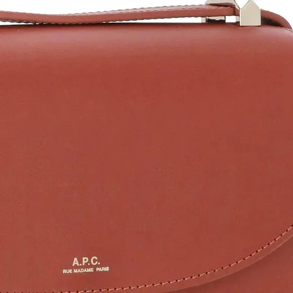 A.P.C Geneve Calfskin Bag 61161 (EAI)– Elegant Minimalism in Brandy 🍷✨ - Picture 4 of 5